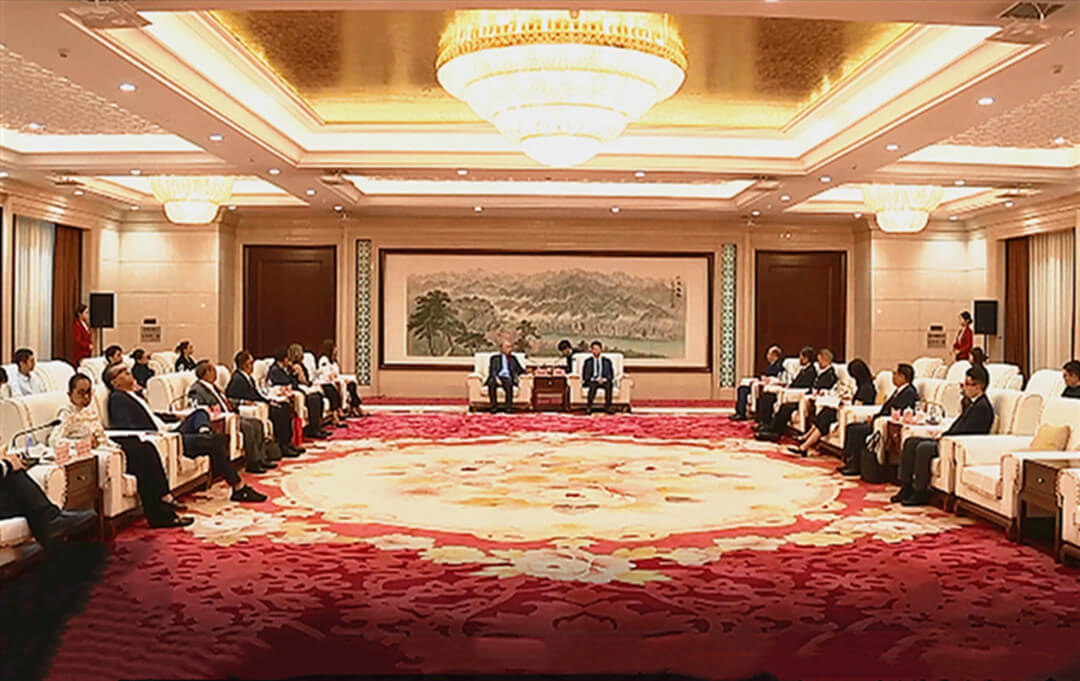 张宝亮会见墨西哥劳动党代表团